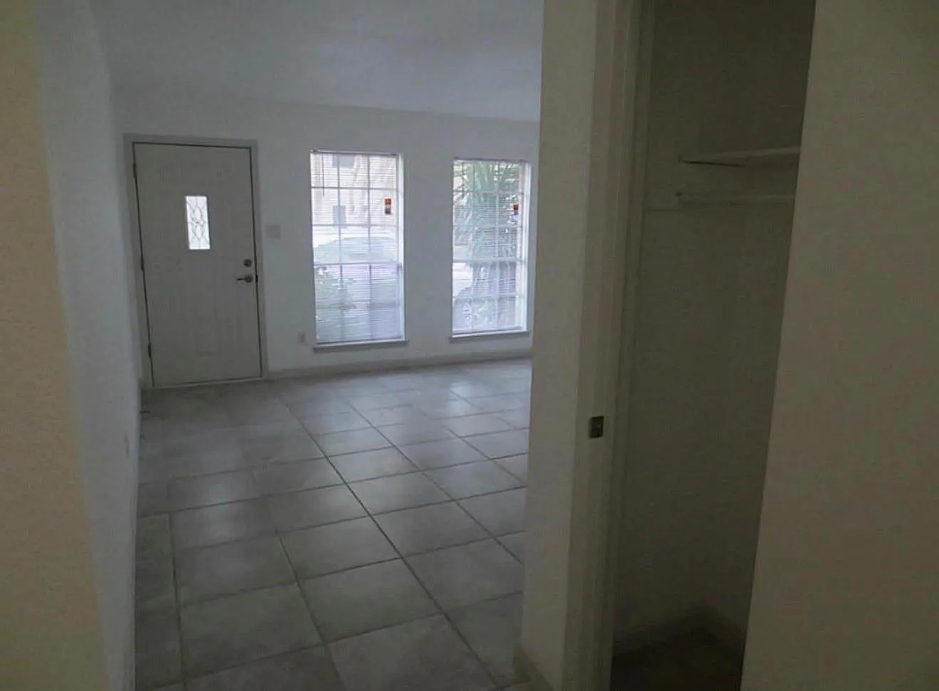 2 bed, 2.0 bath, 1884 sqft, $1,900 — Photo 3