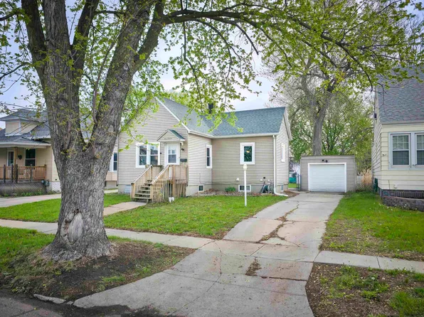 513 S 3rd St, Norfolk, NE 68701