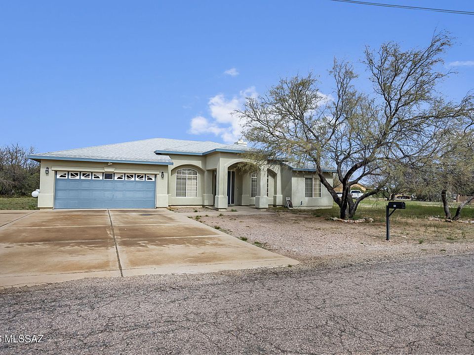 1st image of 742 Via Vanilla