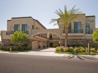 2 Biltmore Estates Dr #104, Phoenix, AZ 85016