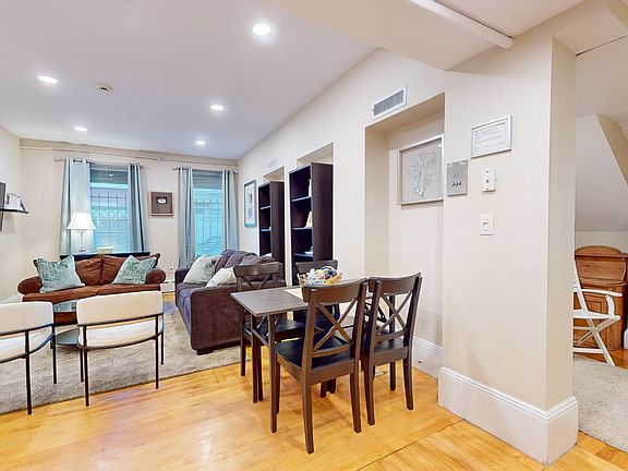 2nd image of 290 Beacon St APT 5