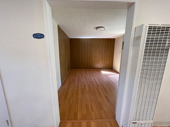 4th image of 633 1/2 18th St
