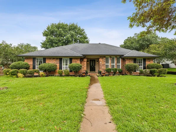 906 Village Green Dr, Rockwall, TX 75087