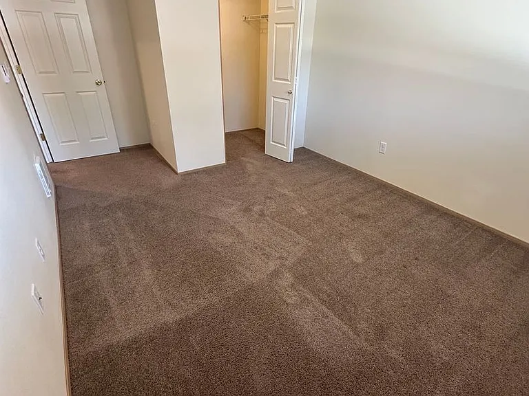 Willow Glen Apartments — Photo 9
