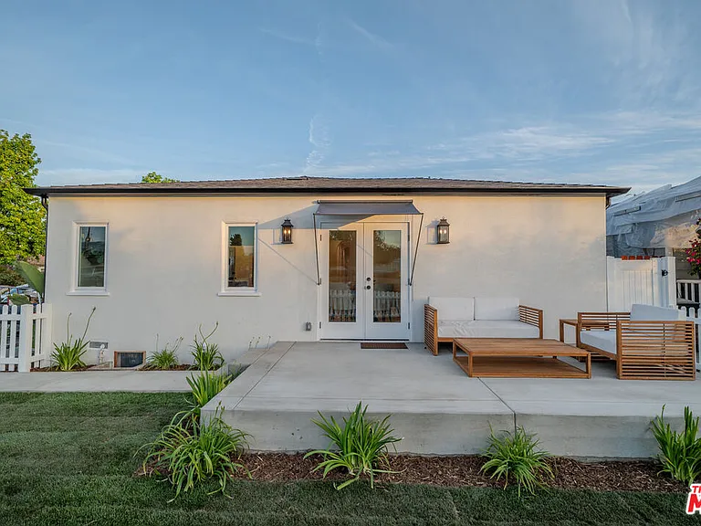1141 N Lima St — Photo 11