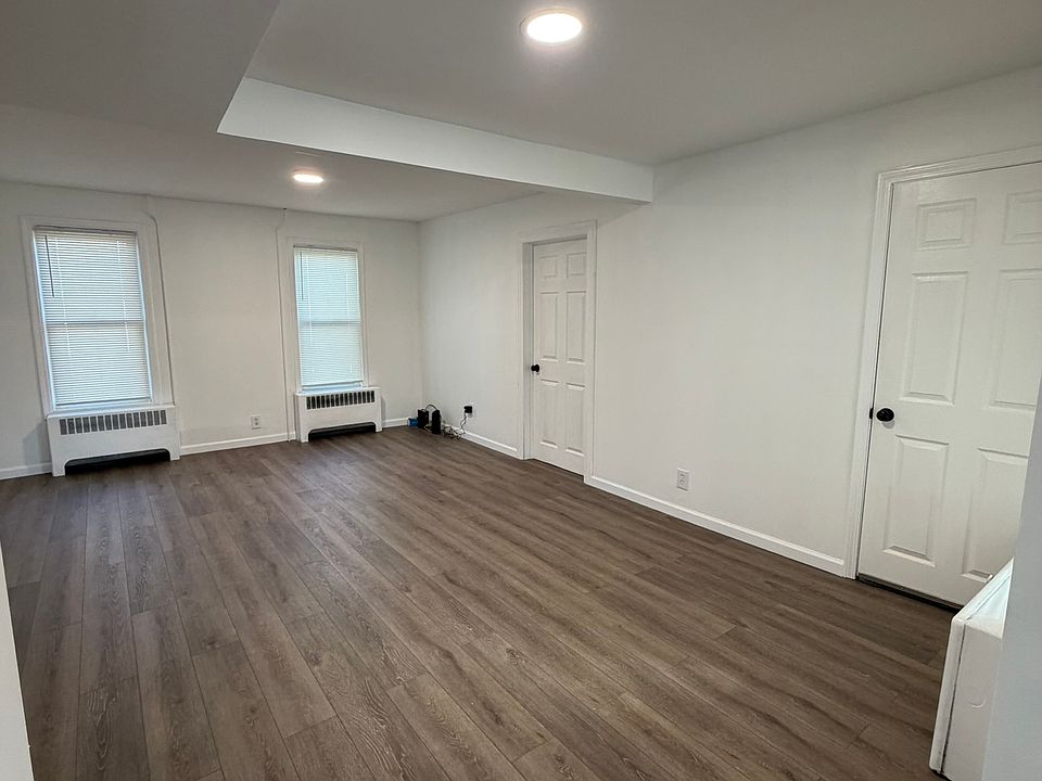 Large living room with recessed lighting