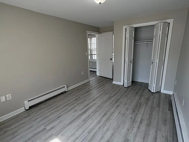 84 Cabot St — Photo 7