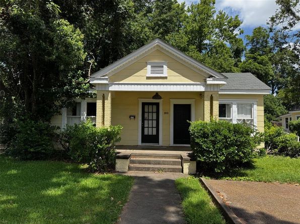 302 Albany Ave