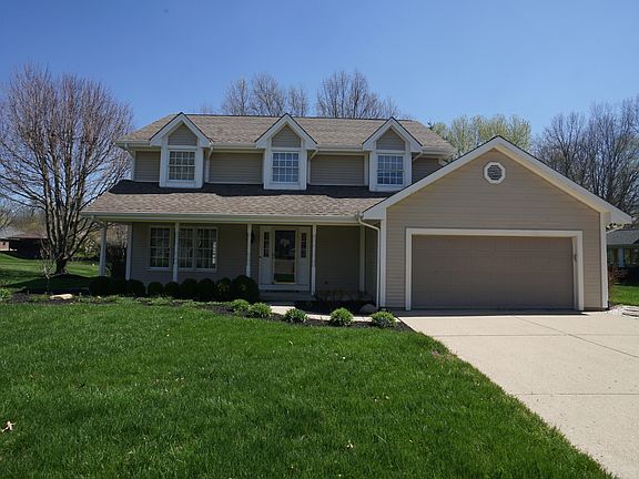 2nd image of 28 White Oak Dr