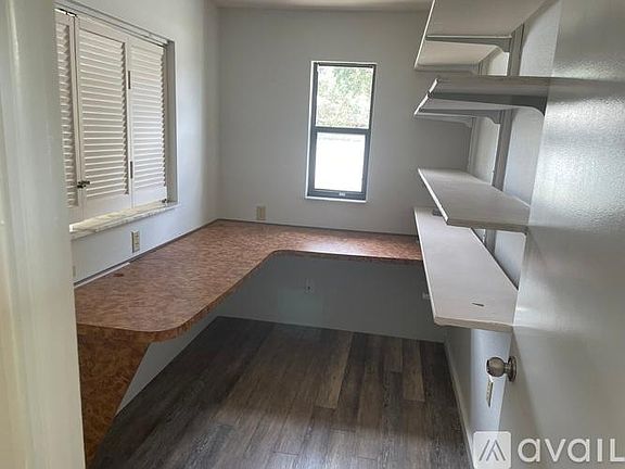 2nd image of 2215 Doud St