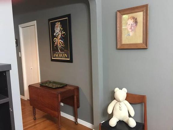 5th image of 459 Greenwich St #1