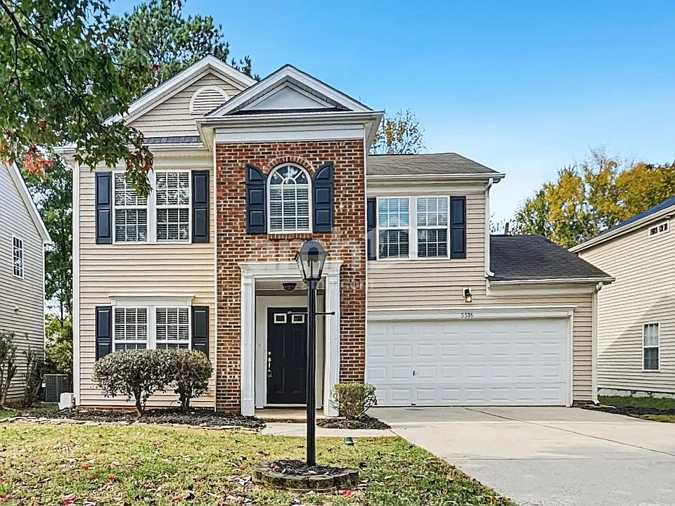5516 Waverly Lynn Ln