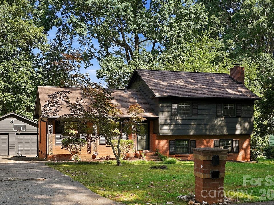 1st image of 4515 Easthaven Dr