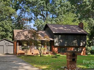 4515 Easthaven Dr, Charlotte, NC 28212