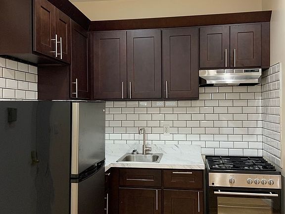 2nd image of 437 E 22nd St APT 1S