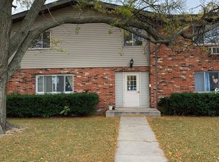 1019 W 6th St #1035-15, Belvidere, IL 61008