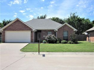 2107 Dixie St, Caddo Mills, TX 75135