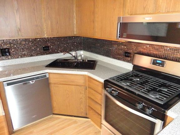 3rd image of 2622 College Hill Cir #2622