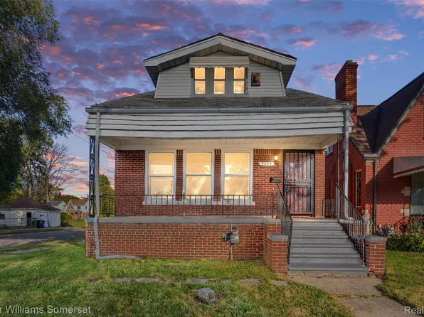 9204 Wayburn St, Detroit, MI 48224