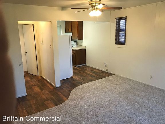 2nd image of 2618 27th St APT 08