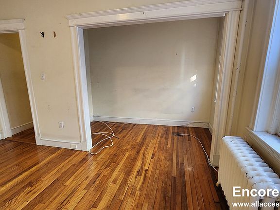 2nd image of 1637 Commonwealth Ave #9A