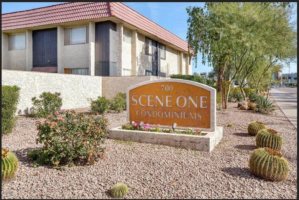 2 bed, 840 sqft, $1,550 — Photo 1