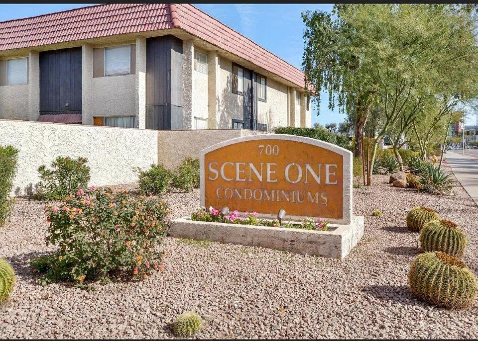 700 W University Dr #210