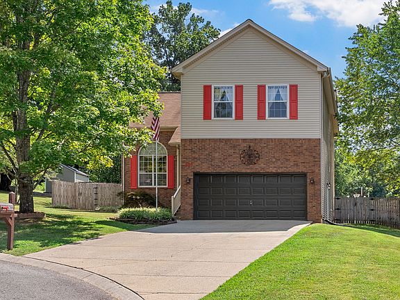 4th image of 802 Crystal Ct