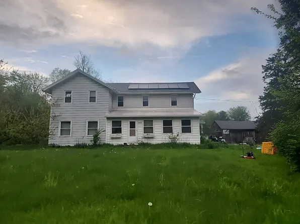 4560 Cole Rd, Hillsdale, MI 49242