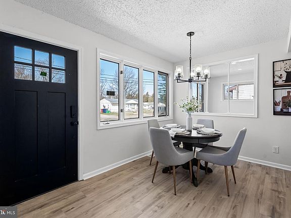 2nd image of 605 Tait Rd