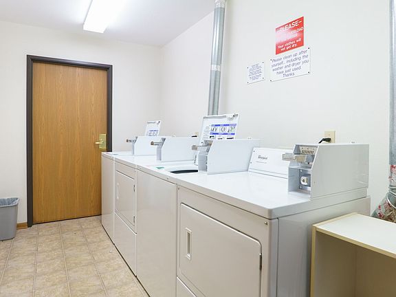5th image of 2505 Aspen Rd Unit 9