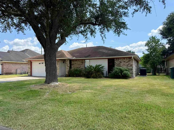 7935 Windmeadow St, Beaumont, TX 77713
