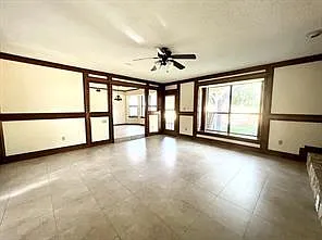 10903 Leafwood Ln — Photo 11