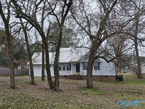 1021 4th Ave NW, Arab, AL 35016