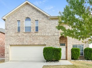 300 Mystic River Trl, Fort Worth, TX 76131