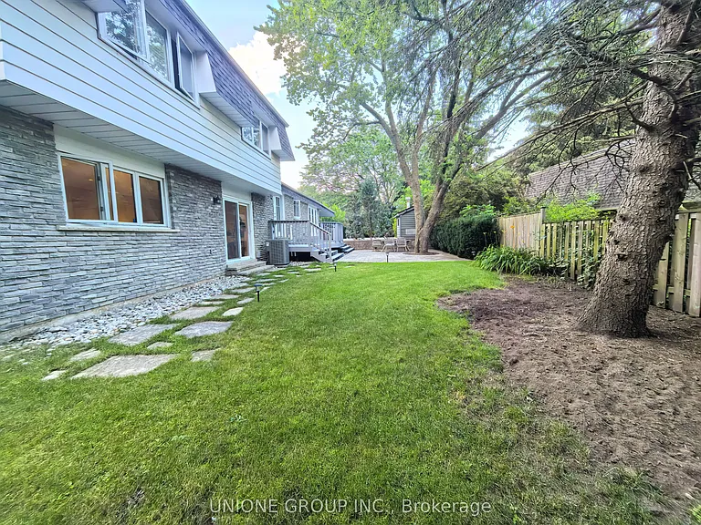 1454 Oakhill Dr — Photo 30