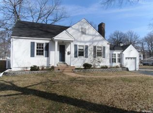 449 Par Ln, Saint Louis, MO