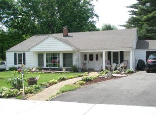 815 Dewey Ave, Farmington, MO 63640