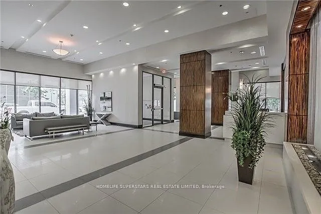 19 Grand Trunk (Infinity 3) — Photo 3