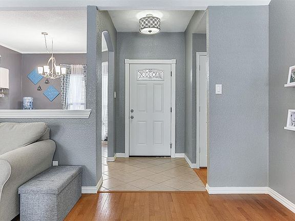 4th image of 6813 Richfield Dr