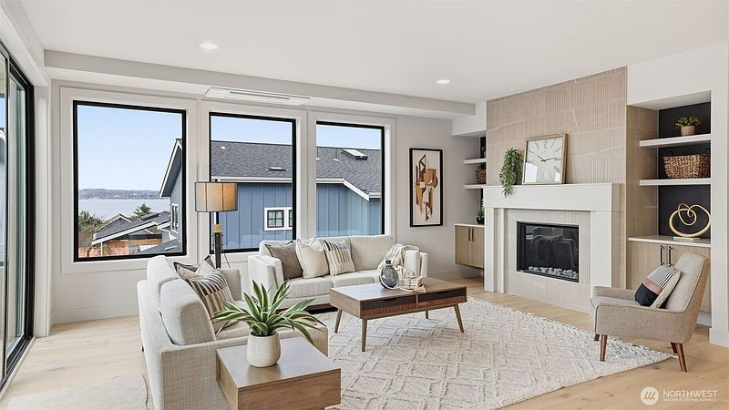 4th image of 1015 N 35th Street
