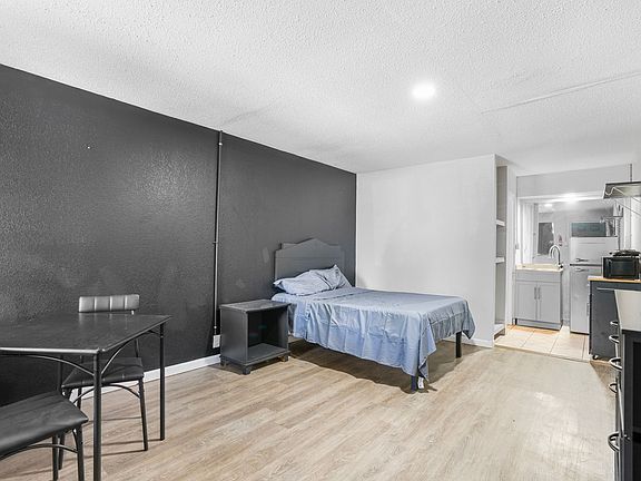 3rd image of 905 Providence Blvd #111