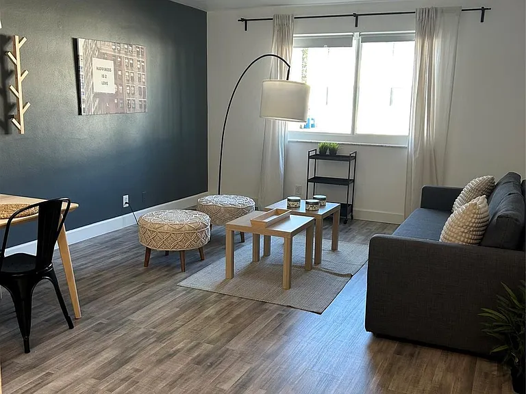1821 NE 62nd St #303 — Photo 11