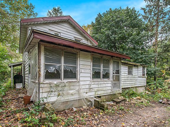 3rd image of 11843 E D Ave
