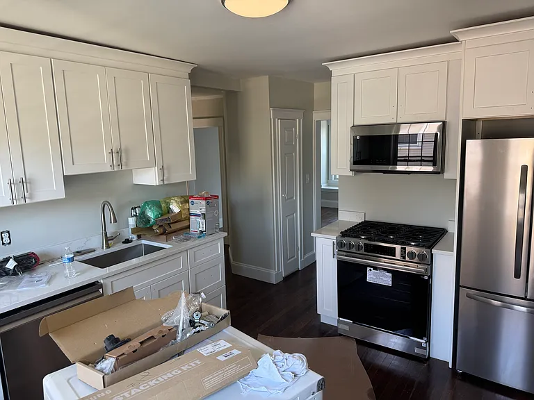 13 Berry St #13 — Photo 9