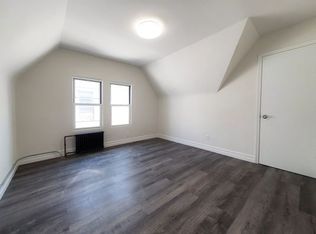 210 Albemarle Rd #3, Brooklyn, NY 11218