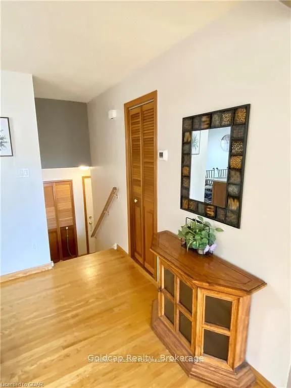 3 bed, $2,575 — Photo 3