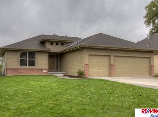 10129 Rosewater Pkwy, Bennington, NE 68007
