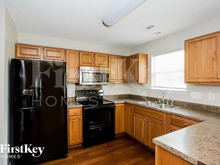 5415 Tucker Phillips Dr — Photo 6