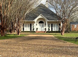 117 Random Oak Cv, Raymond, MS 39154